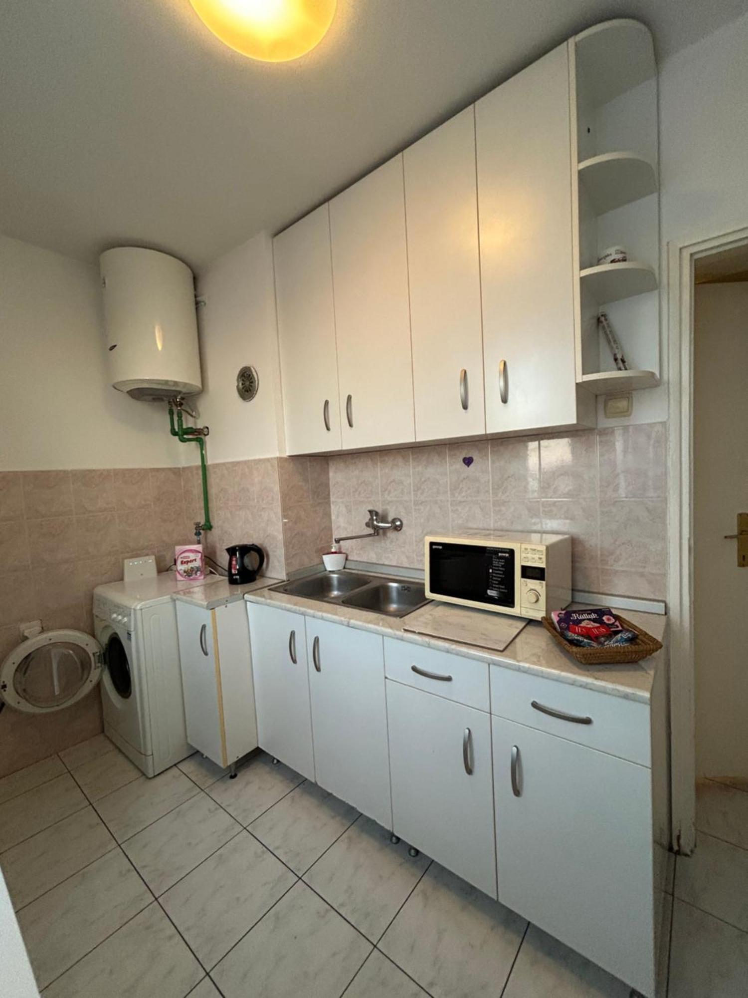 Kelti Apartment Belgrade Luaran gambar